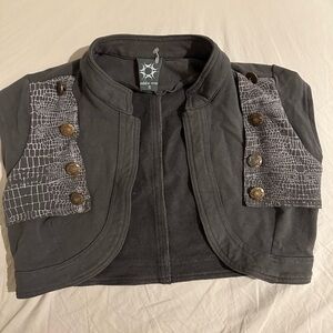 Maddie Moon Grey Cropped Cotton Vest (size small)
